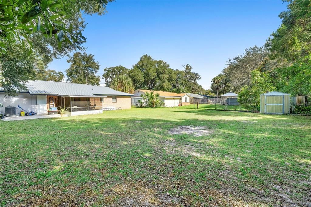 Active With Contract: $269,900 (3 beds, 2 baths, 1080 Square Feet)