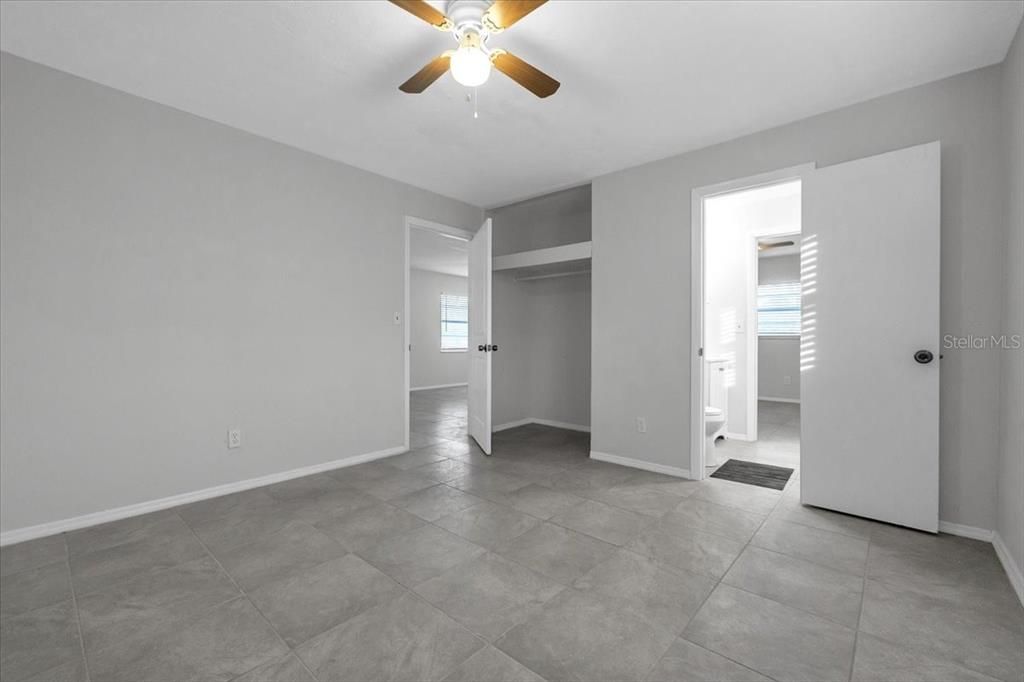 En Venta: $260,000 (4 camas, 0 baños, 1560 Pies cuadrados)