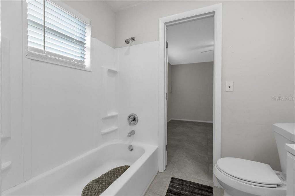 En Venta: $260,000 (4 camas, 0 baños, 1560 Pies cuadrados)