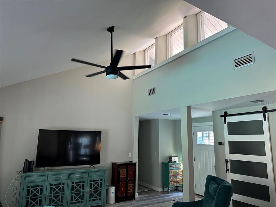 На продажу: $649,000 (3 спален, 2 ванн, 1520 Квадратных фут)