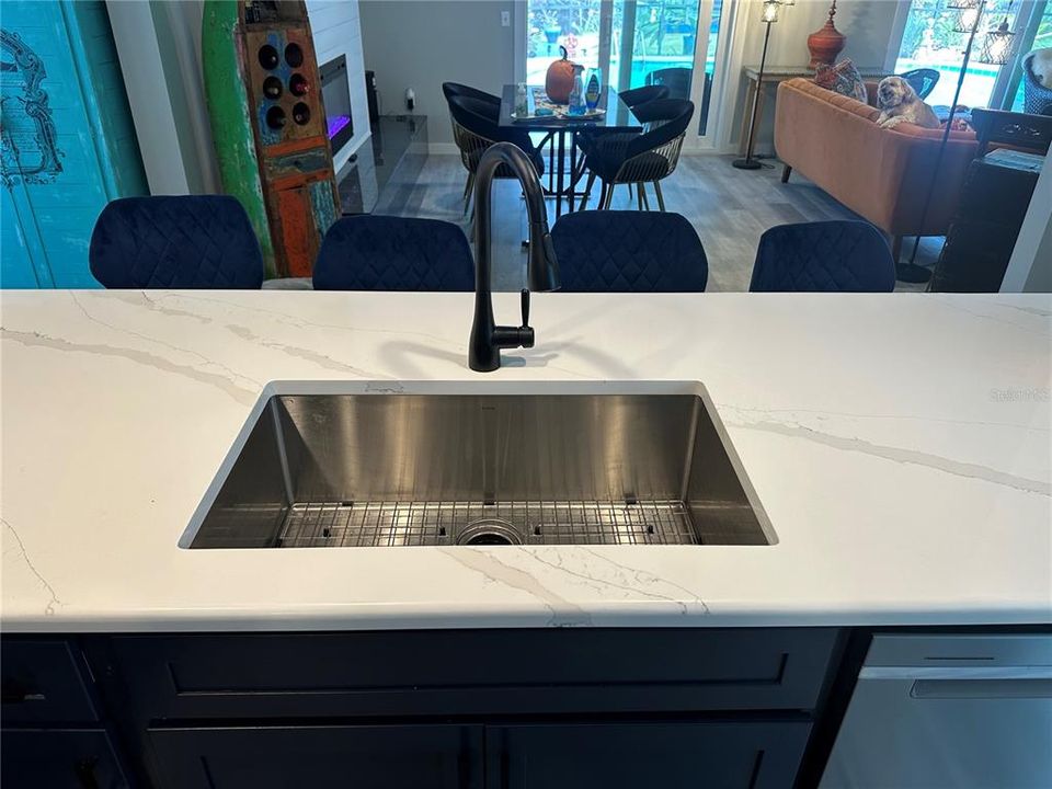 На продажу: $649,000 (3 спален, 2 ванн, 1520 Квадратных фут)