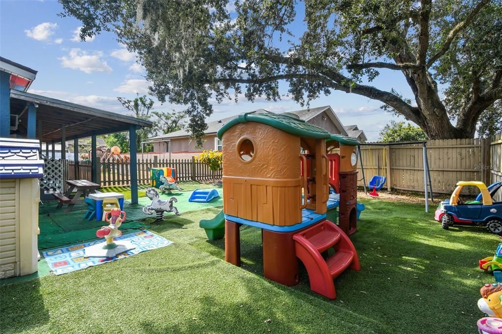 For Sale: $575,000 (0 beds, 0 baths, 1296 Square Feet)