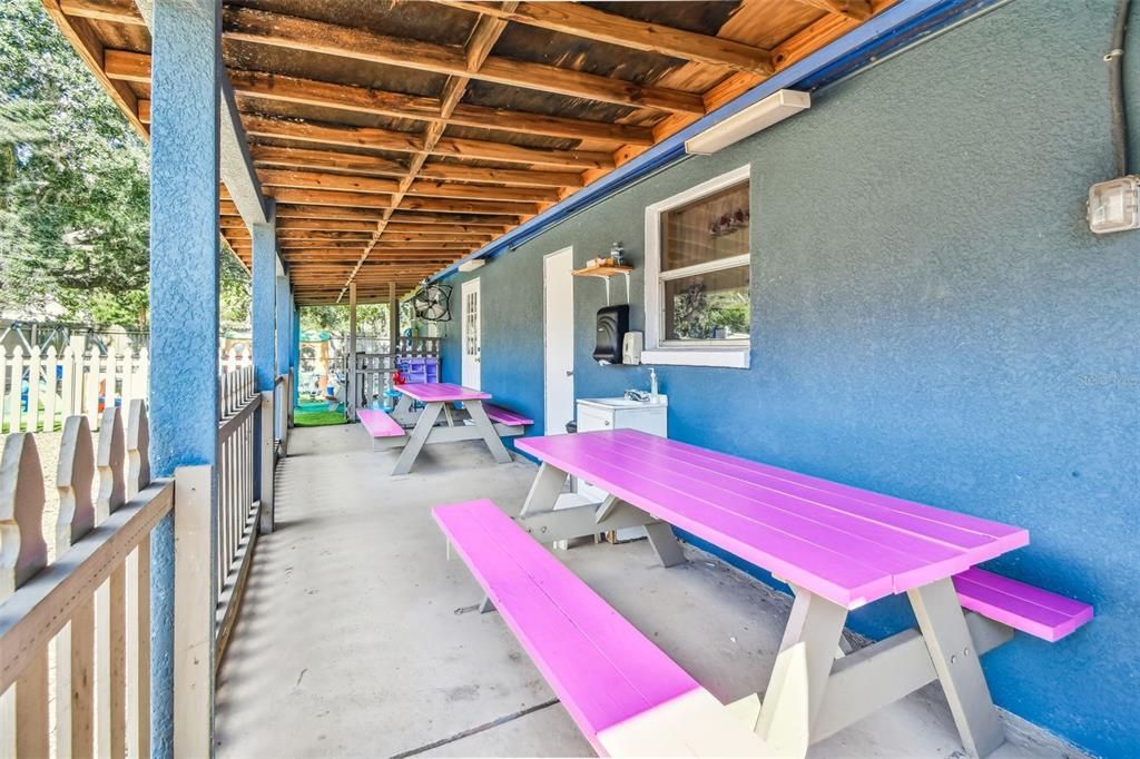 For Sale: $575,000 (0 beds, 0 baths, 1296 Square Feet)