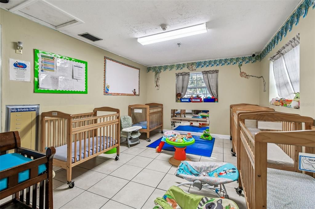 For Sale: $575,000 (0 beds, 0 baths, 1296 Square Feet)