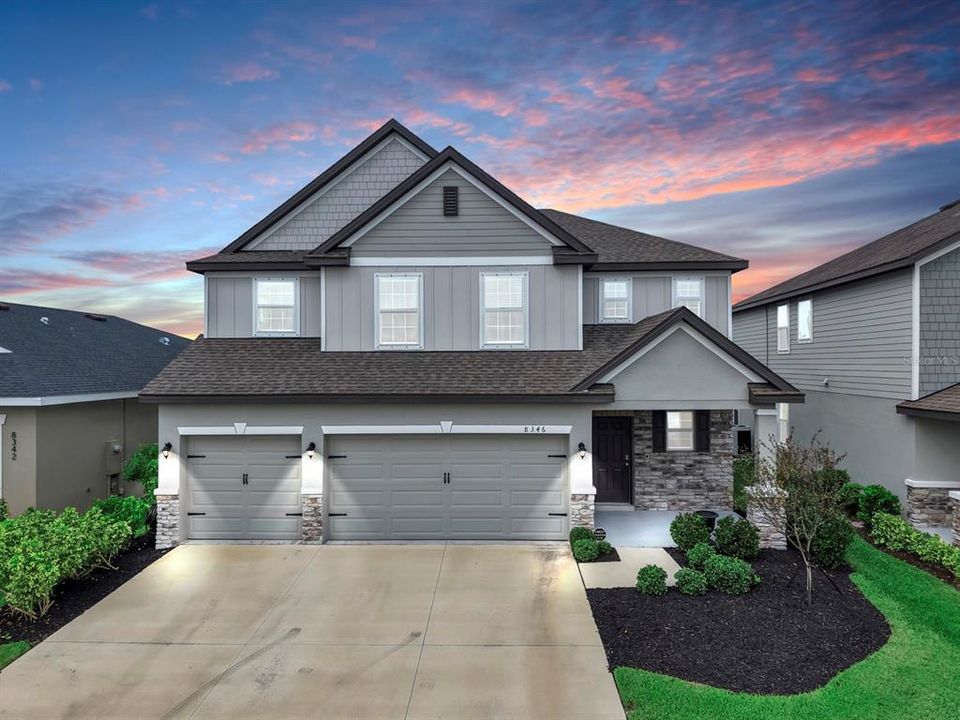 For Sale: $549,000 (4 beds, 3 baths, 3230 Square Feet)