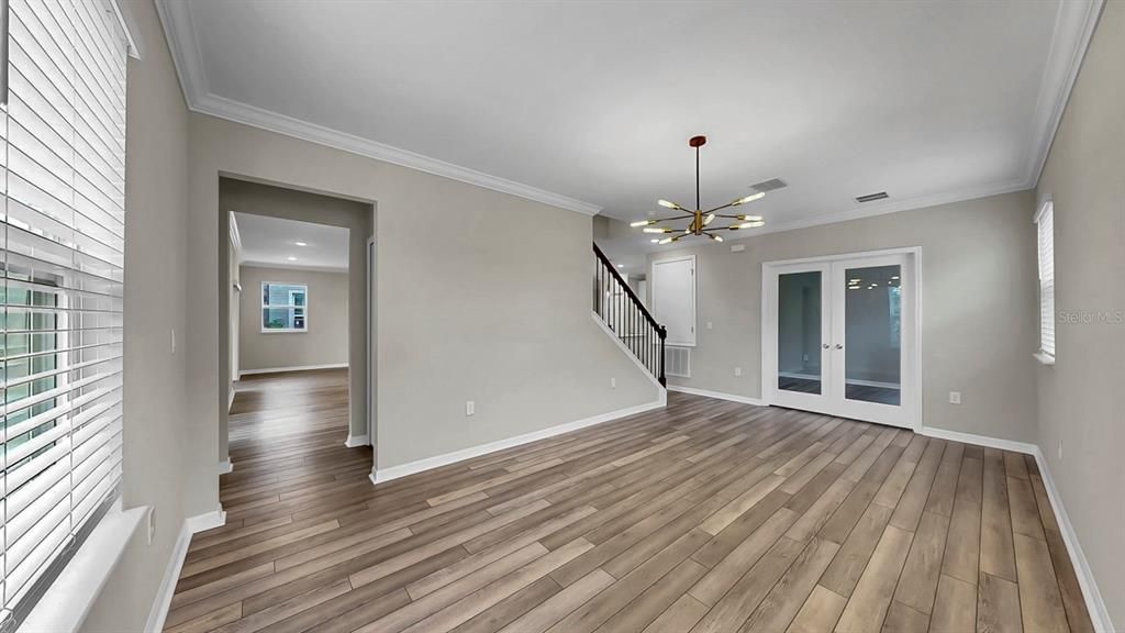 For Sale: $549,000 (4 beds, 3 baths, 3230 Square Feet)