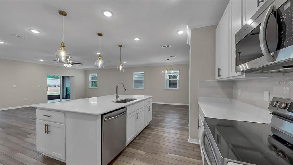 For Sale: $549,000 (4 beds, 3 baths, 3230 Square Feet)