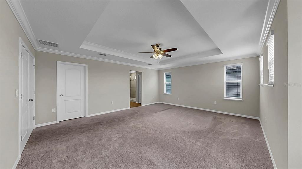 For Sale: $549,000 (4 beds, 3 baths, 3230 Square Feet)