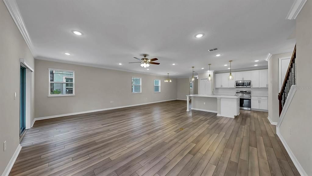 For Sale: $549,000 (4 beds, 3 baths, 3230 Square Feet)