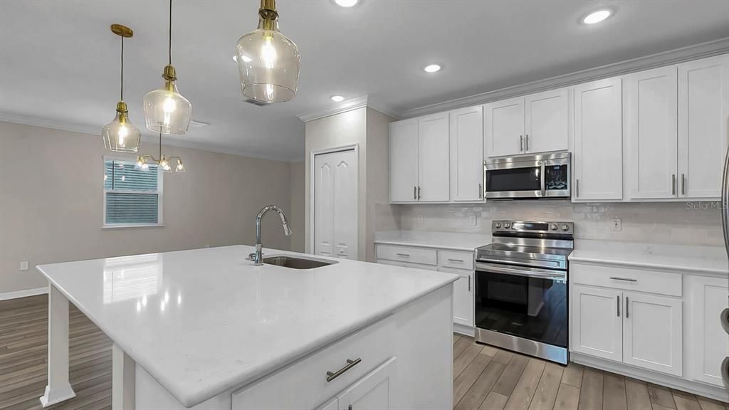 For Sale: $549,000 (4 beds, 3 baths, 3230 Square Feet)