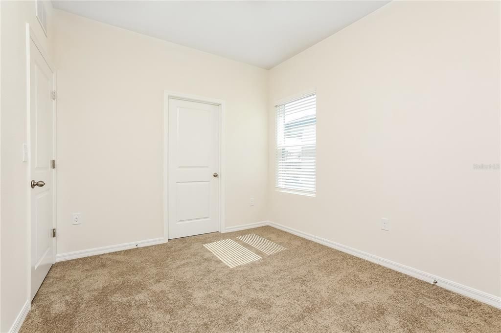 出租: $2,545 (4 贝兹, 3 浴室, 1912 平方英尺)