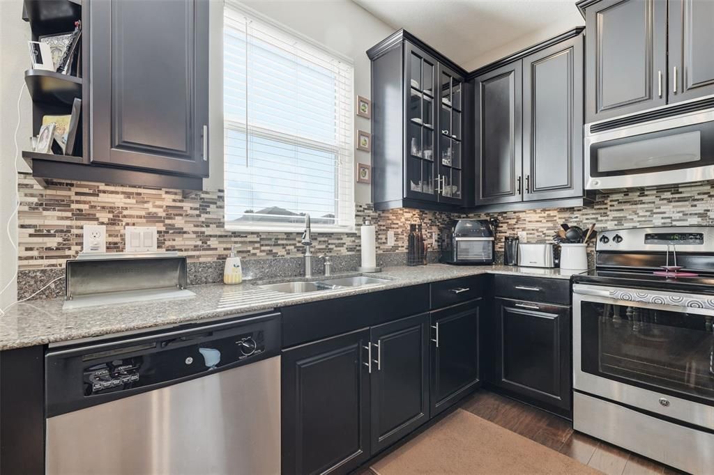 En Venta: $350,000 (3 camas, 2 baños, 1677 Pies cuadrados)