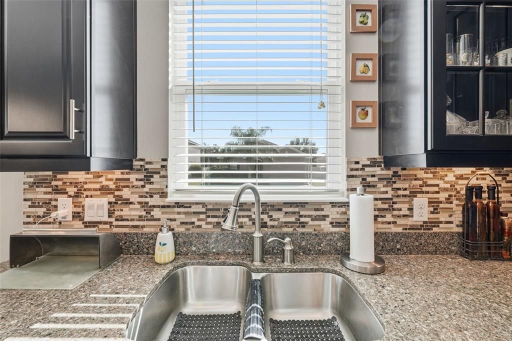 En Venta: $350,000 (3 camas, 2 baños, 1677 Pies cuadrados)