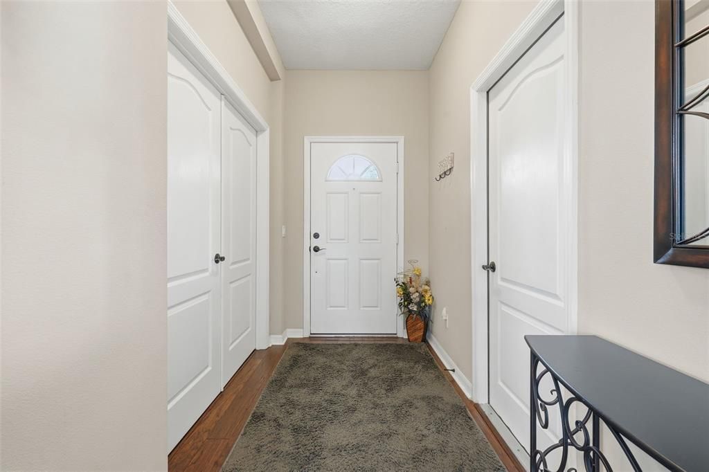 En Venta: $350,000 (3 camas, 2 baños, 1677 Pies cuadrados)