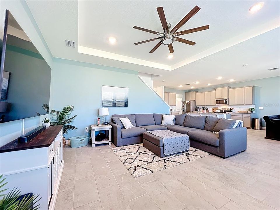 На продажу: $449,900 (5 спален, 3 ванн, 3609 Квадратных фут)