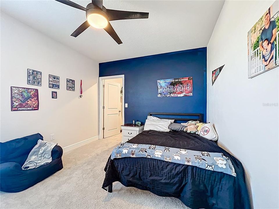 На продажу: $449,900 (5 спален, 3 ванн, 3609 Квадратных фут)