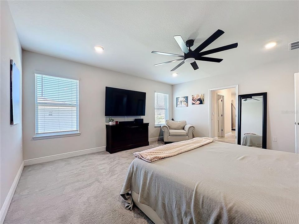 На продажу: $449,900 (5 спален, 3 ванн, 3609 Квадратных фут)