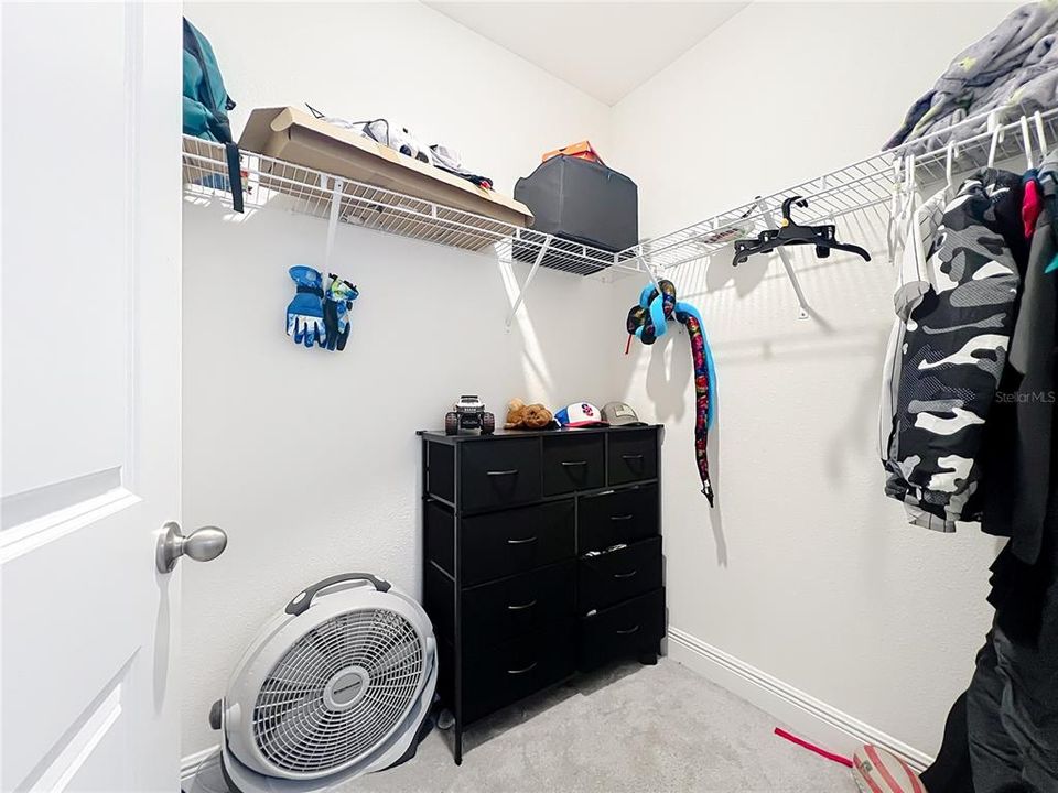 На продажу: $449,900 (5 спален, 3 ванн, 3609 Квадратных фут)