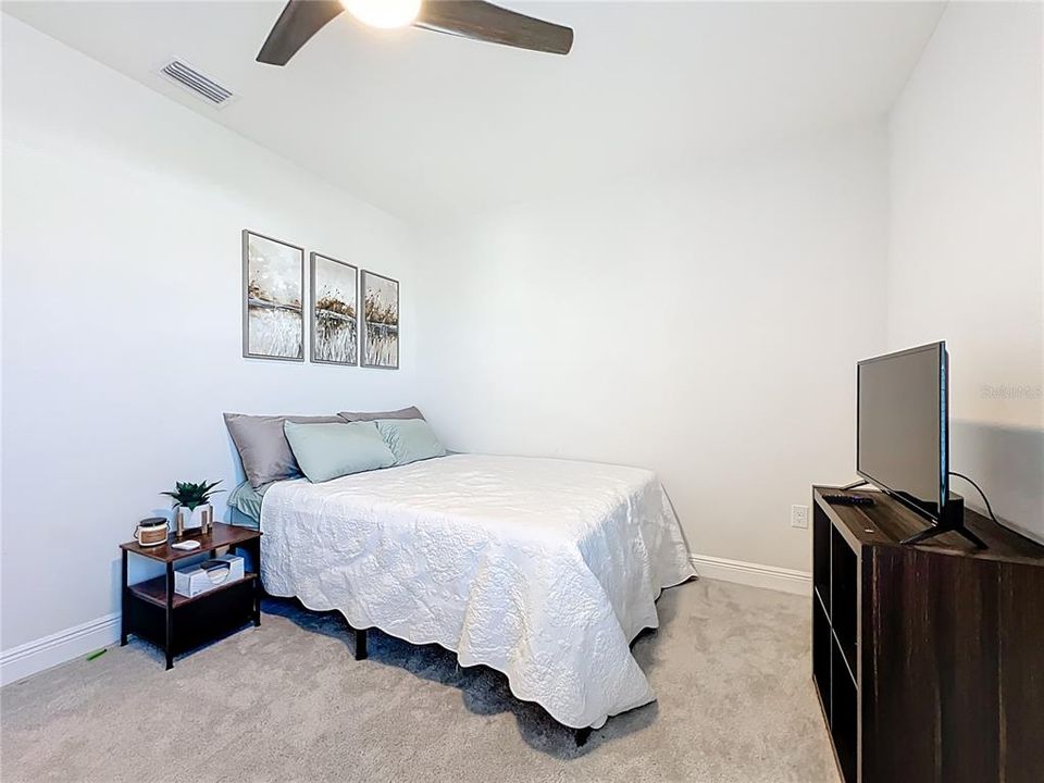 На продажу: $449,900 (5 спален, 3 ванн, 3609 Квадратных фут)