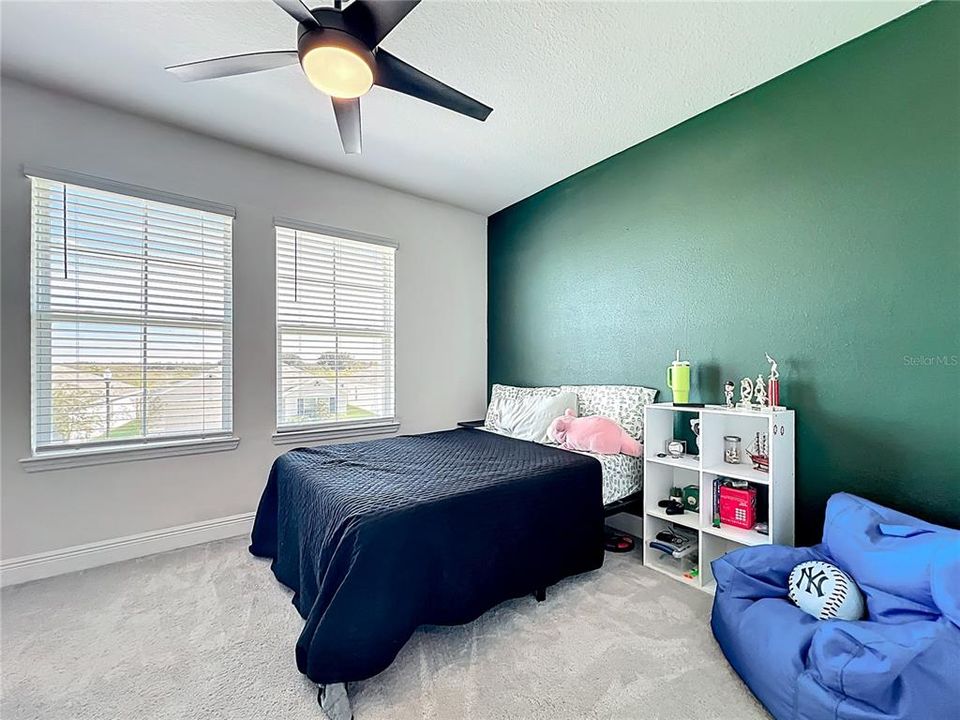 На продажу: $449,900 (5 спален, 3 ванн, 3609 Квадратных фут)