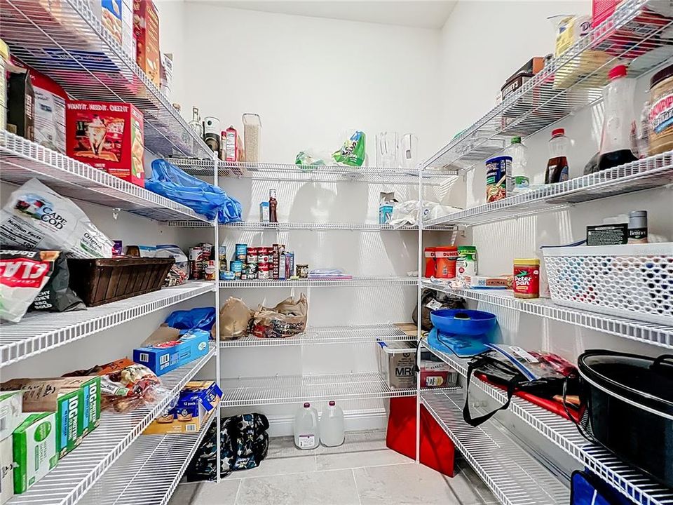 На продажу: $449,900 (5 спален, 3 ванн, 3609 Квадратных фут)