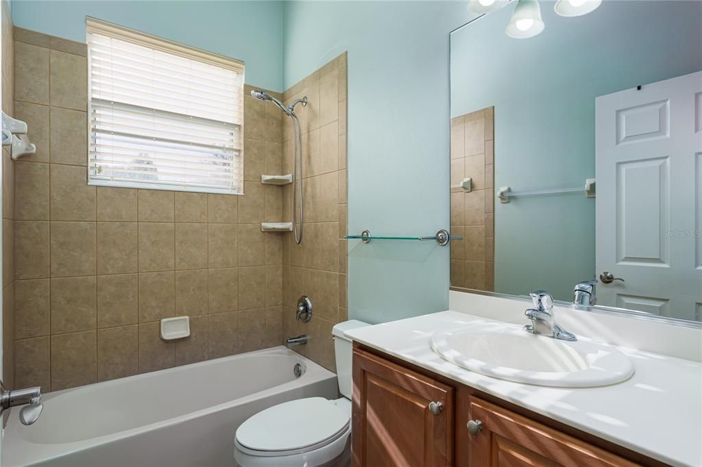 En Venta: $499,000 (3 camas, 2 baños, 2071 Pies cuadrados)