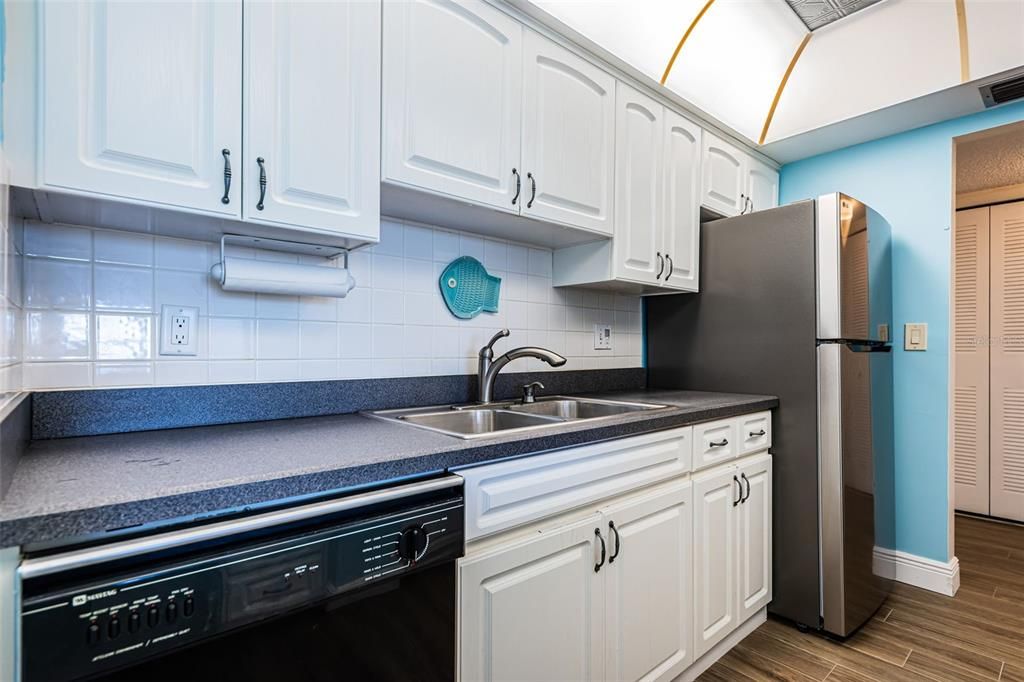 En Venta: $469,000 (2 camas, 2 baños, 1265 Pies cuadrados)