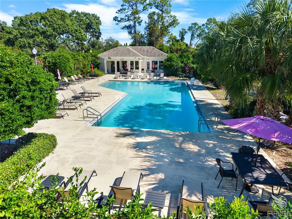 For Sale: $450,000 (3 beds, 2 baths, 2392 Square Feet)