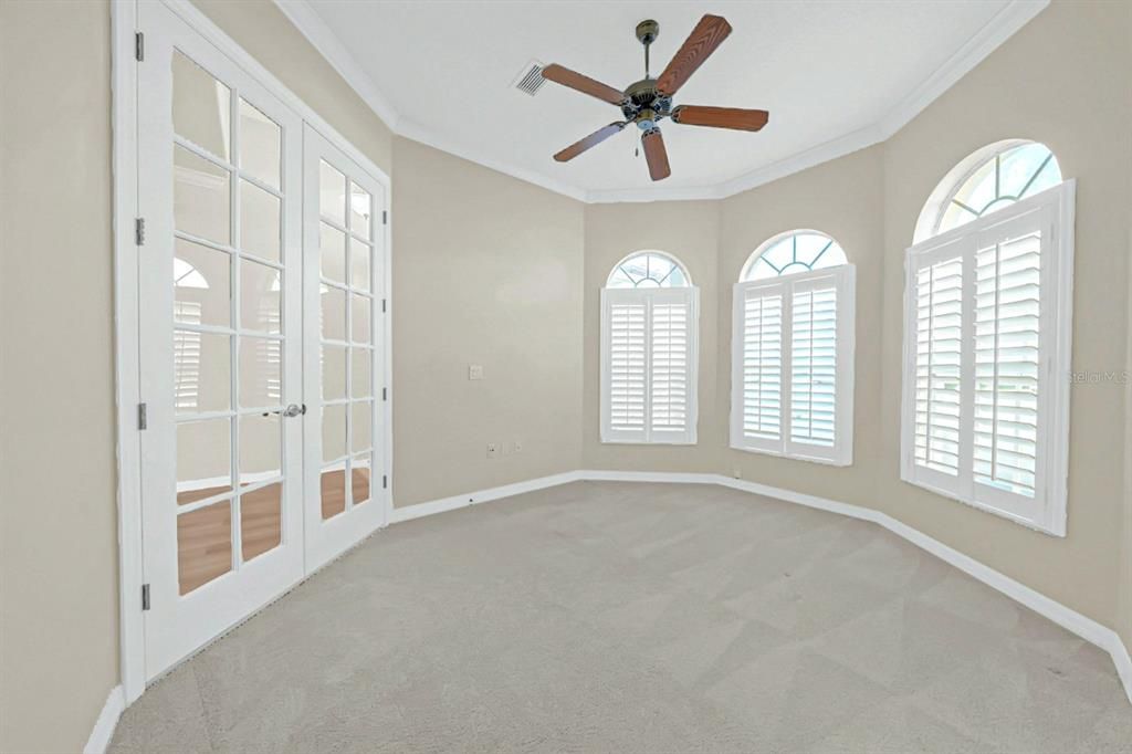 For Sale: $450,000 (3 beds, 2 baths, 2392 Square Feet)