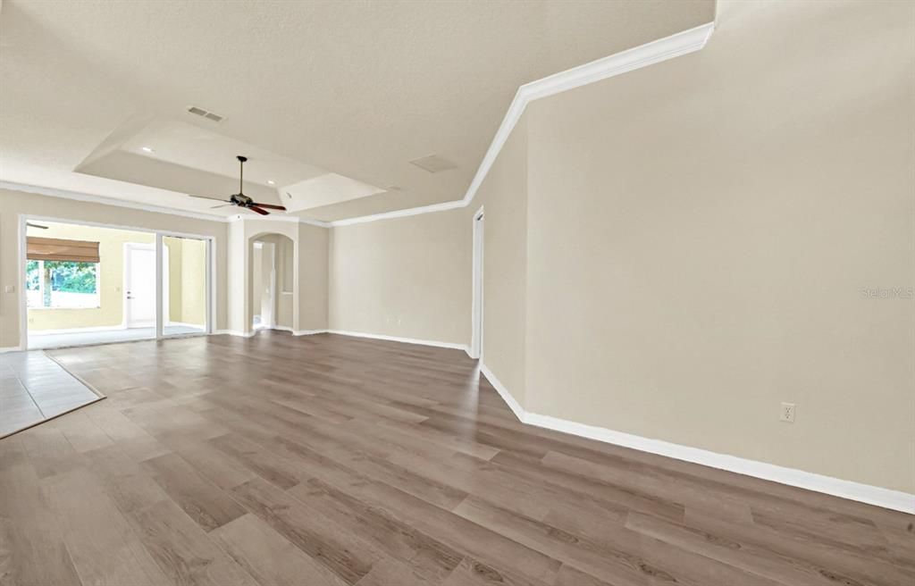 For Sale: $450,000 (3 beds, 2 baths, 2392 Square Feet)