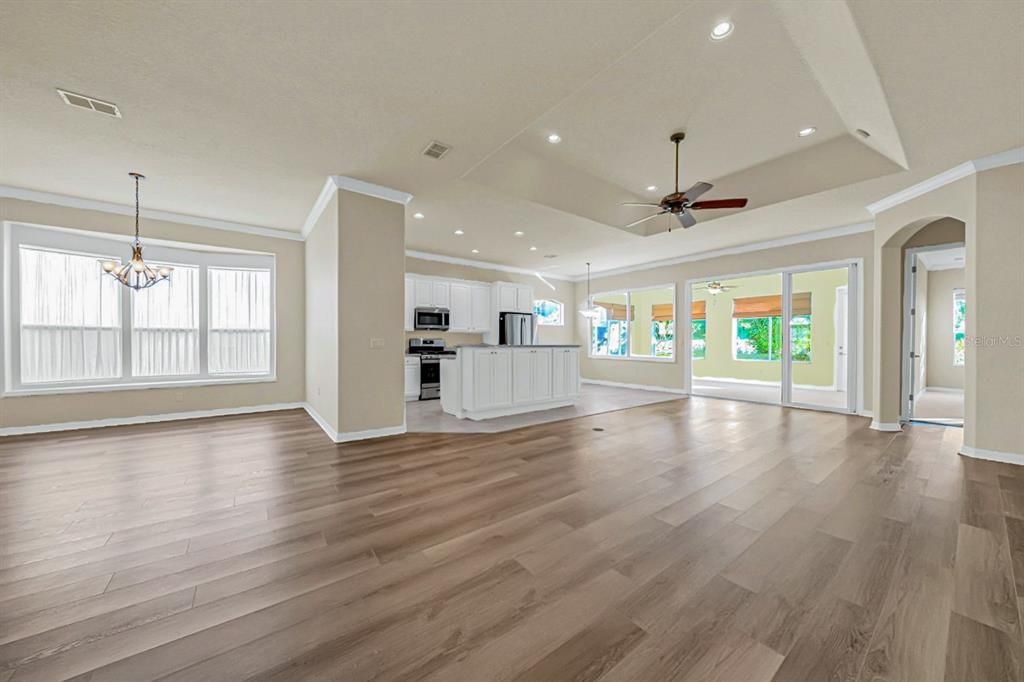 For Sale: $450,000 (3 beds, 2 baths, 2392 Square Feet)