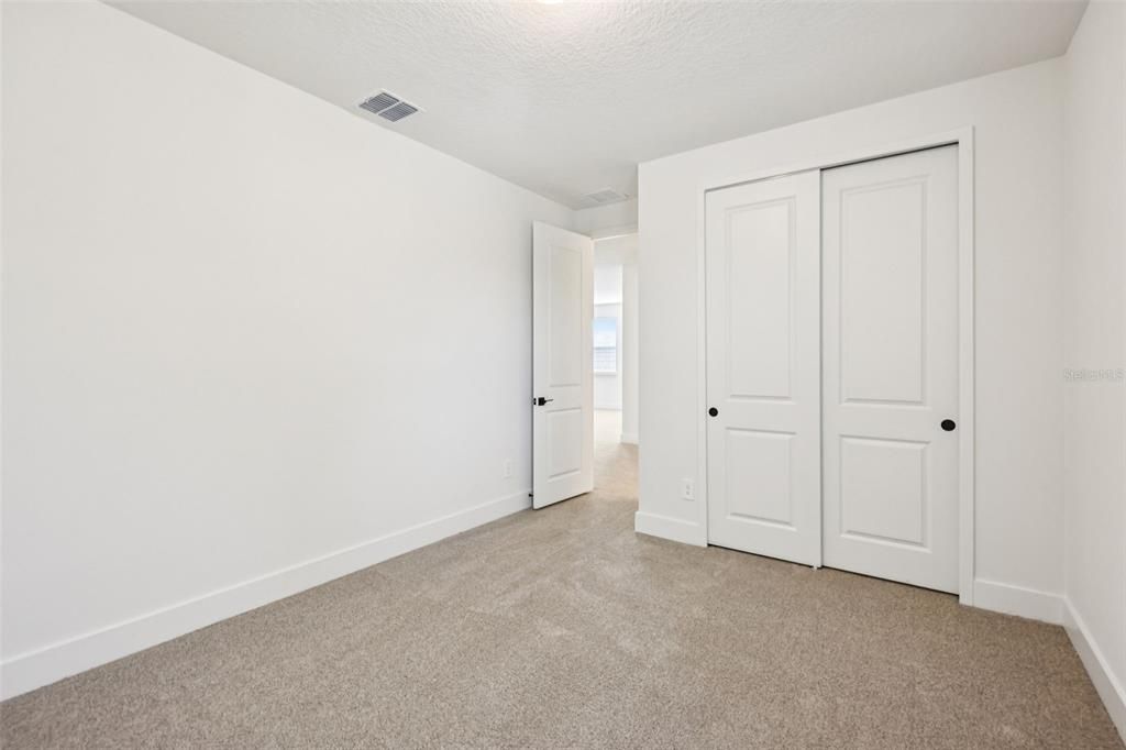 На продажу: $449,990 (5 спален, 3 ванн, 3232 Квадратных фут)