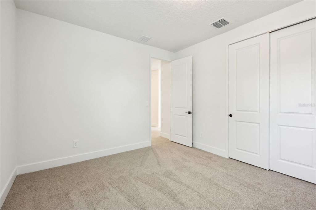 На продажу: $449,990 (5 спален, 3 ванн, 3232 Квадратных фут)