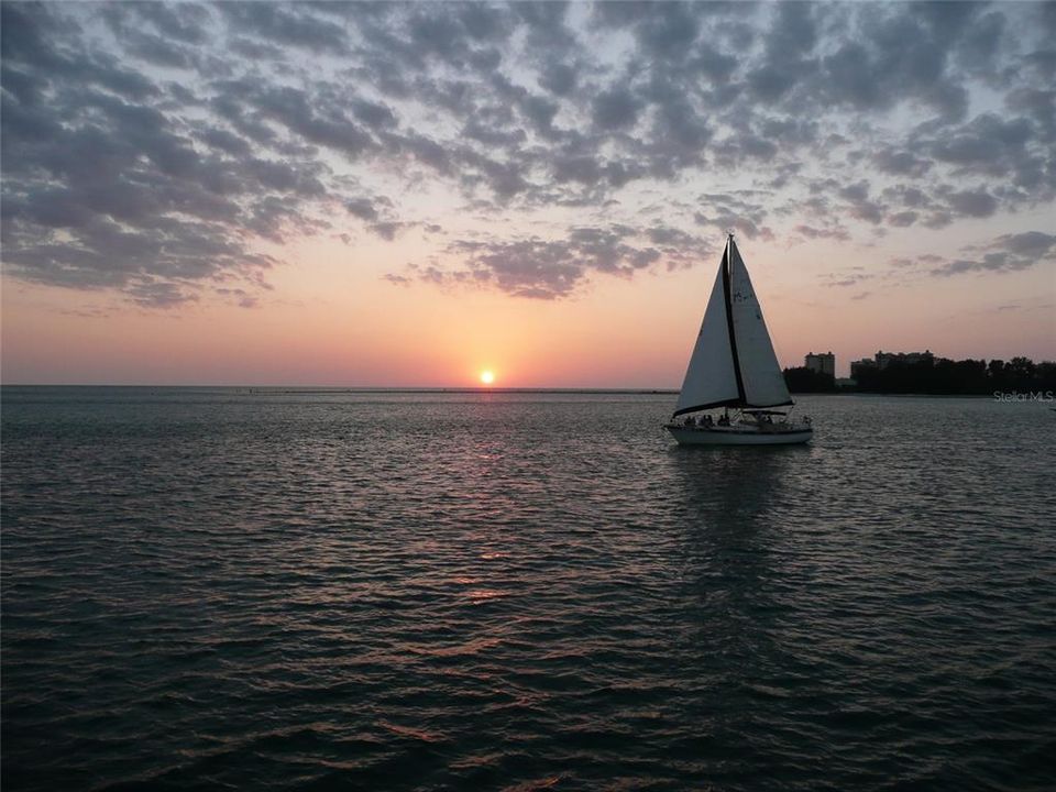 En Venta: $1,375,000 (0.23 acres)