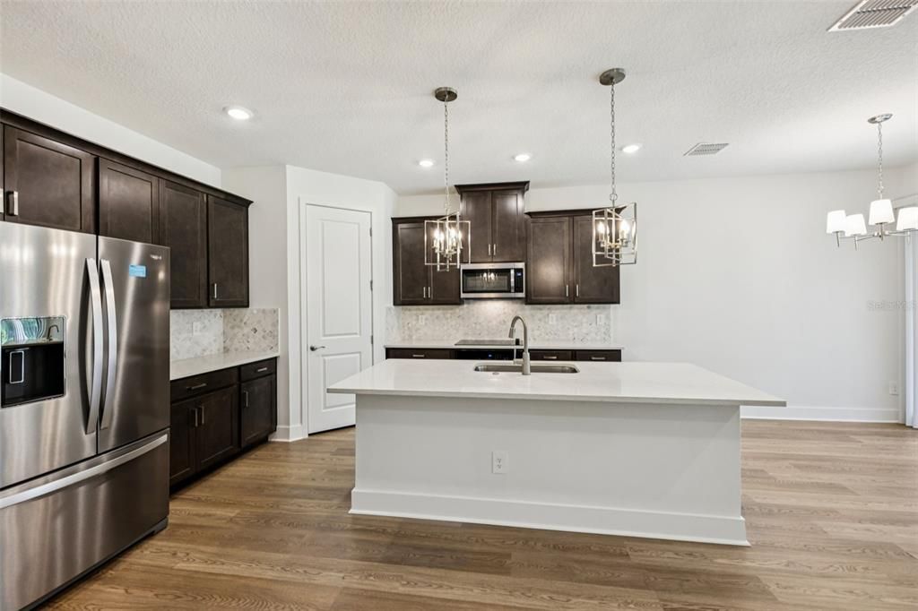 For Sale: $456,080 (4 beds, 3 baths, 2337 Square Feet)