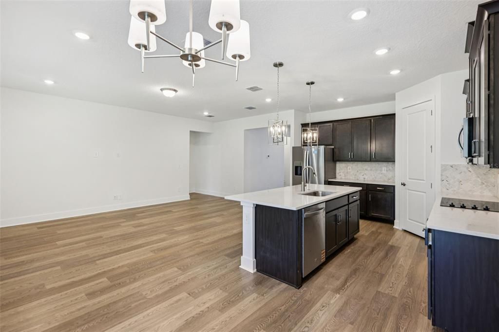 For Sale: $456,080 (4 beds, 3 baths, 2337 Square Feet)