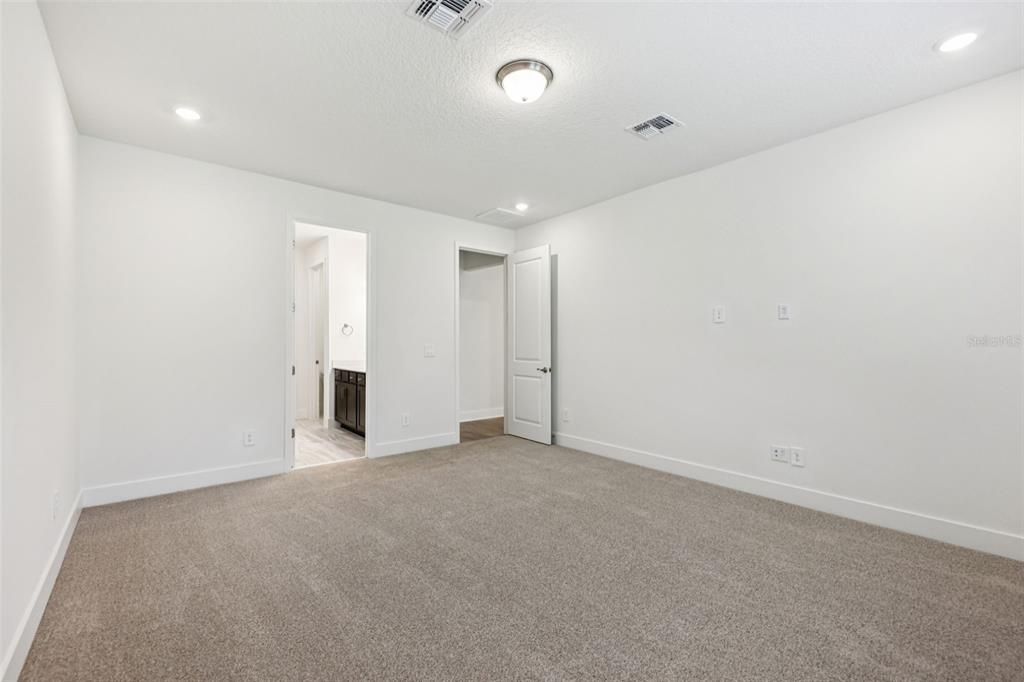 For Sale: $456,080 (4 beds, 3 baths, 2337 Square Feet)