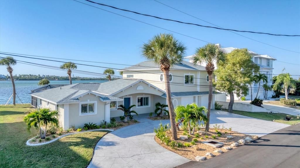 На продажу: $1,555,000 (3 спален, 3 ванн, 2390 Квадратных фут)