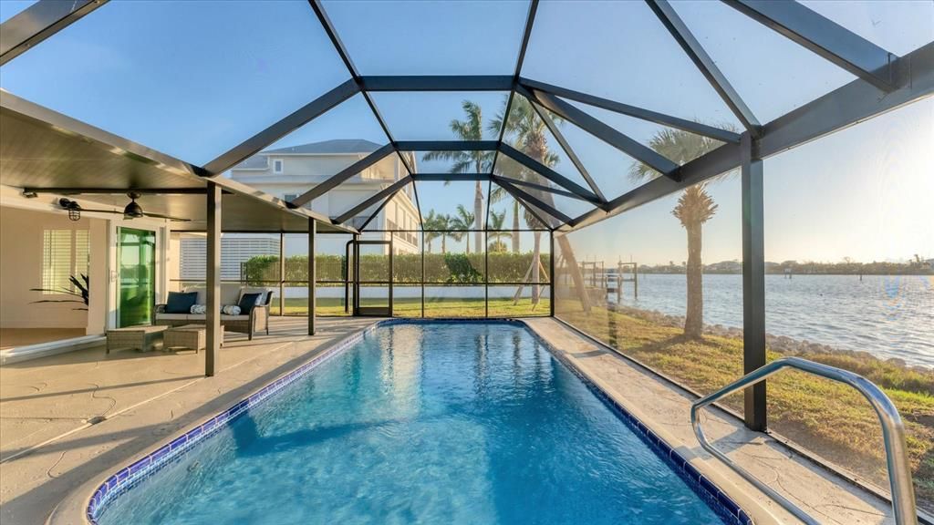 На продажу: $1,555,000 (3 спален, 3 ванн, 2390 Квадратных фут)