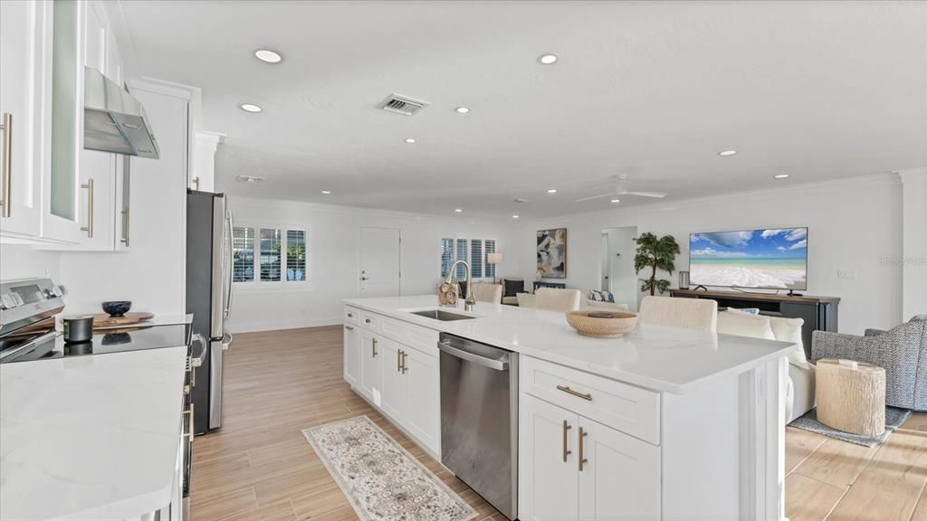 На продажу: $1,555,000 (3 спален, 3 ванн, 2390 Квадратных фут)