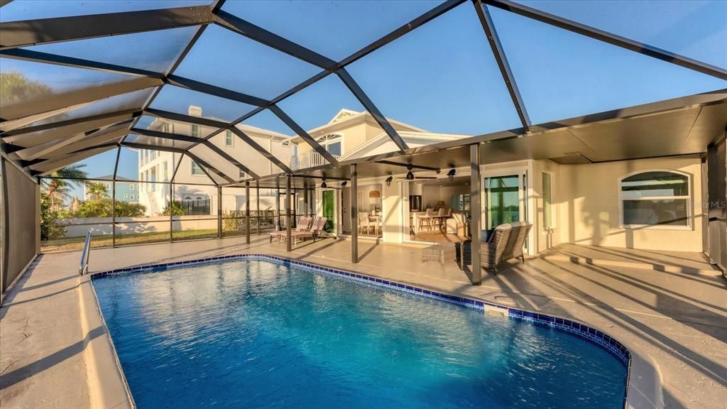 На продажу: $1,555,000 (3 спален, 3 ванн, 2390 Квадратных фут)