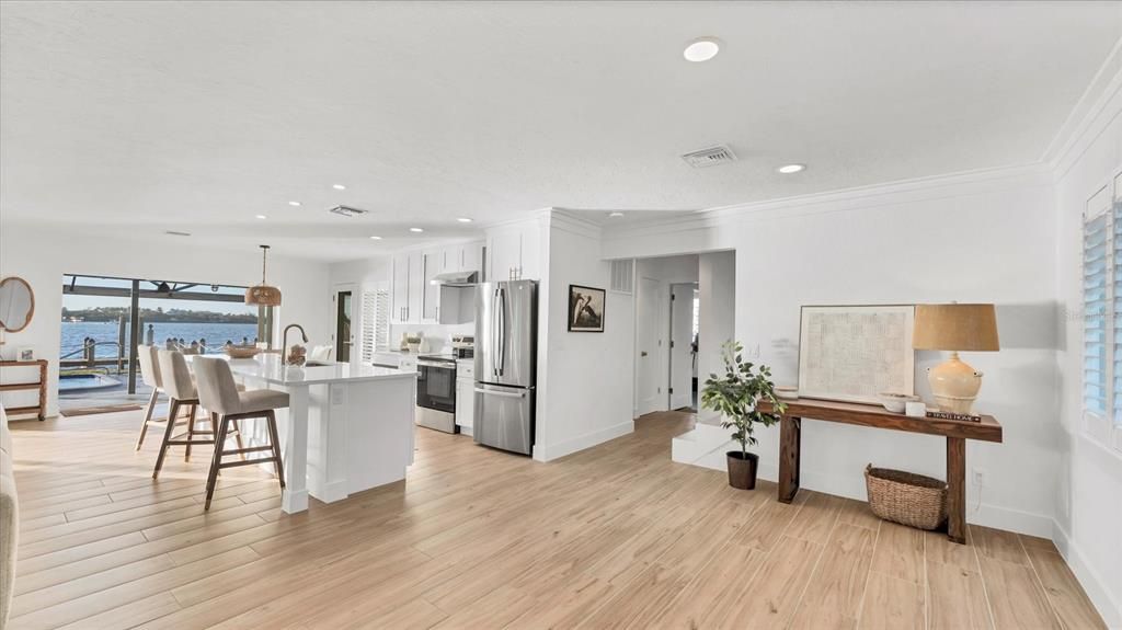 На продажу: $1,555,000 (3 спален, 3 ванн, 2390 Квадратных фут)