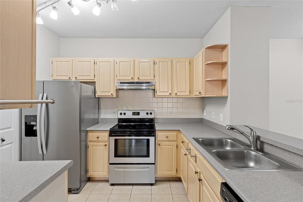 For Sale: $248,000 (3 beds, 2 baths, 1243 Square Feet)