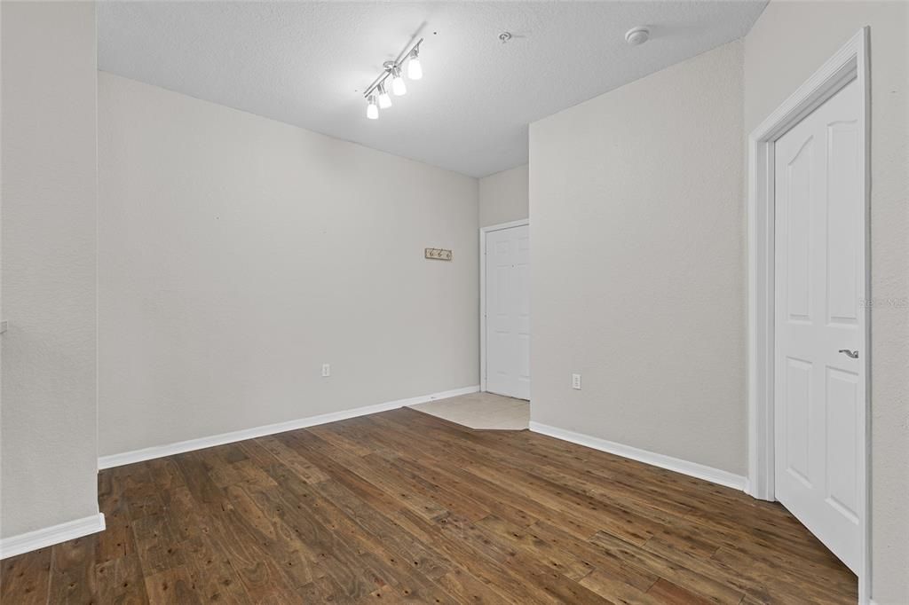 For Sale: $248,000 (3 beds, 2 baths, 1243 Square Feet)