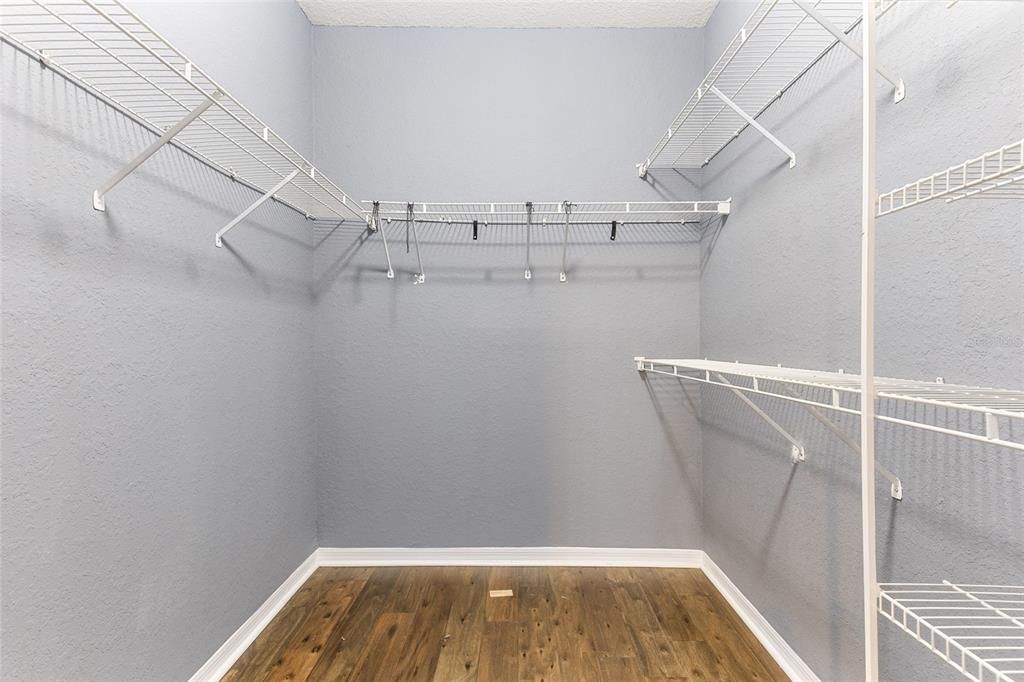 For Sale: $248,000 (3 beds, 2 baths, 1243 Square Feet)