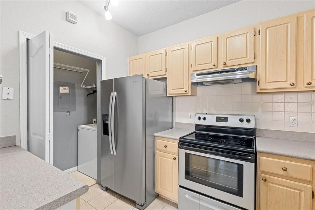For Sale: $248,000 (3 beds, 2 baths, 1243 Square Feet)