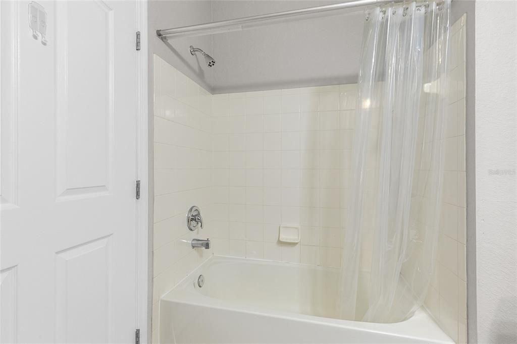 For Sale: $248,000 (3 beds, 2 baths, 1243 Square Feet)