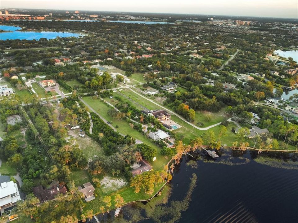 合同活跃: $2,750,000 (4.56 acres)