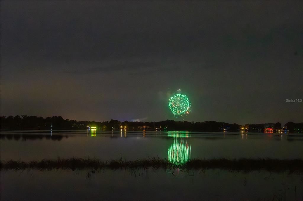 合同活跃: $2,750,000 (4.56 acres)