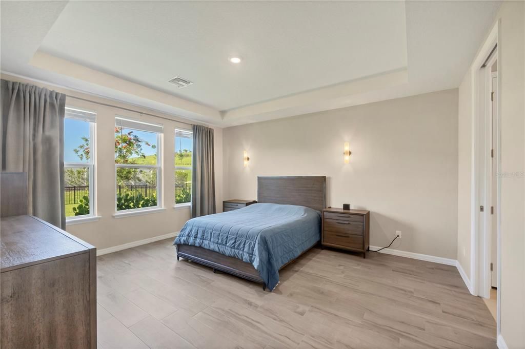 Active With Contract: $595,000 (4 beds, 3 baths, 2655 Square Feet)